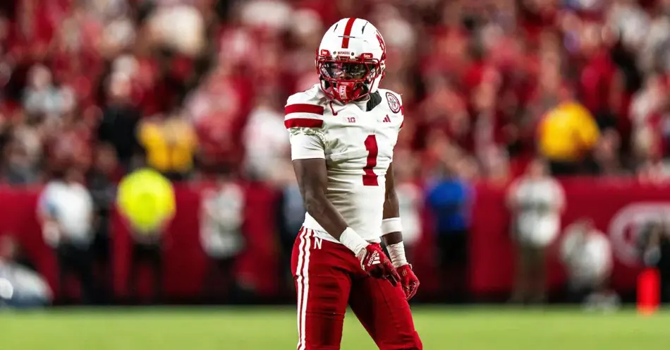 Wright Named Second-Team Midseason All-American; Barney Jr. and Raiola Named to Watch Lists