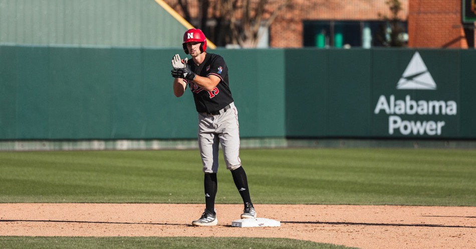 Huskers Fall to No. 7 Auburn on Sunday