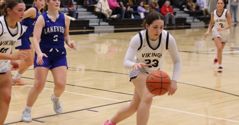 Northwest Girls Defeat Lakeview, 60-33